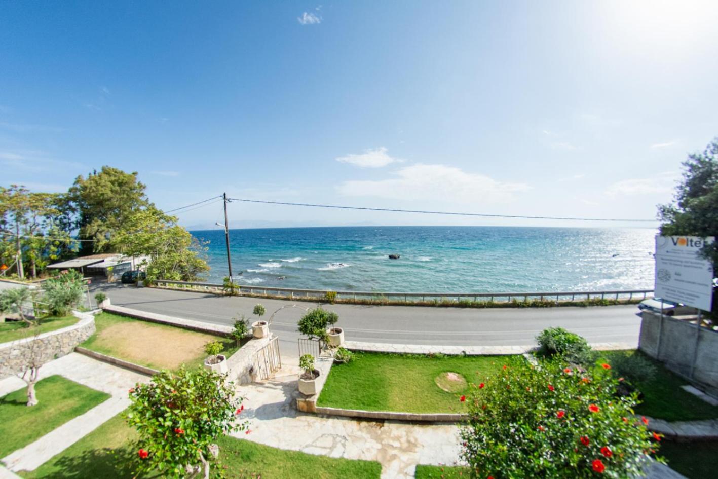 Kaiser Luxury Suites Achílleion Exteriér fotografie