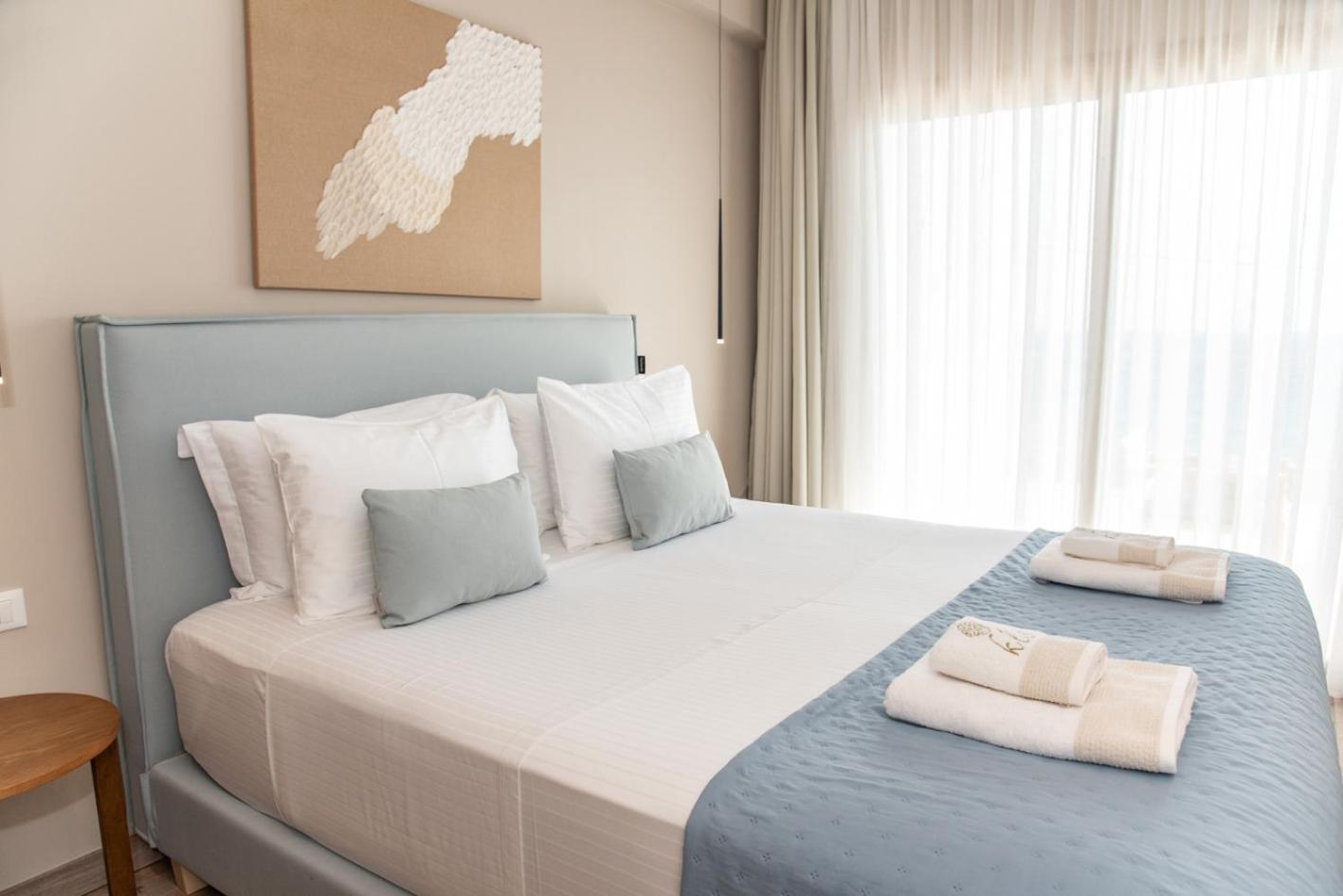 Kaiser Luxury Suites Achílleion Exteriér fotografie