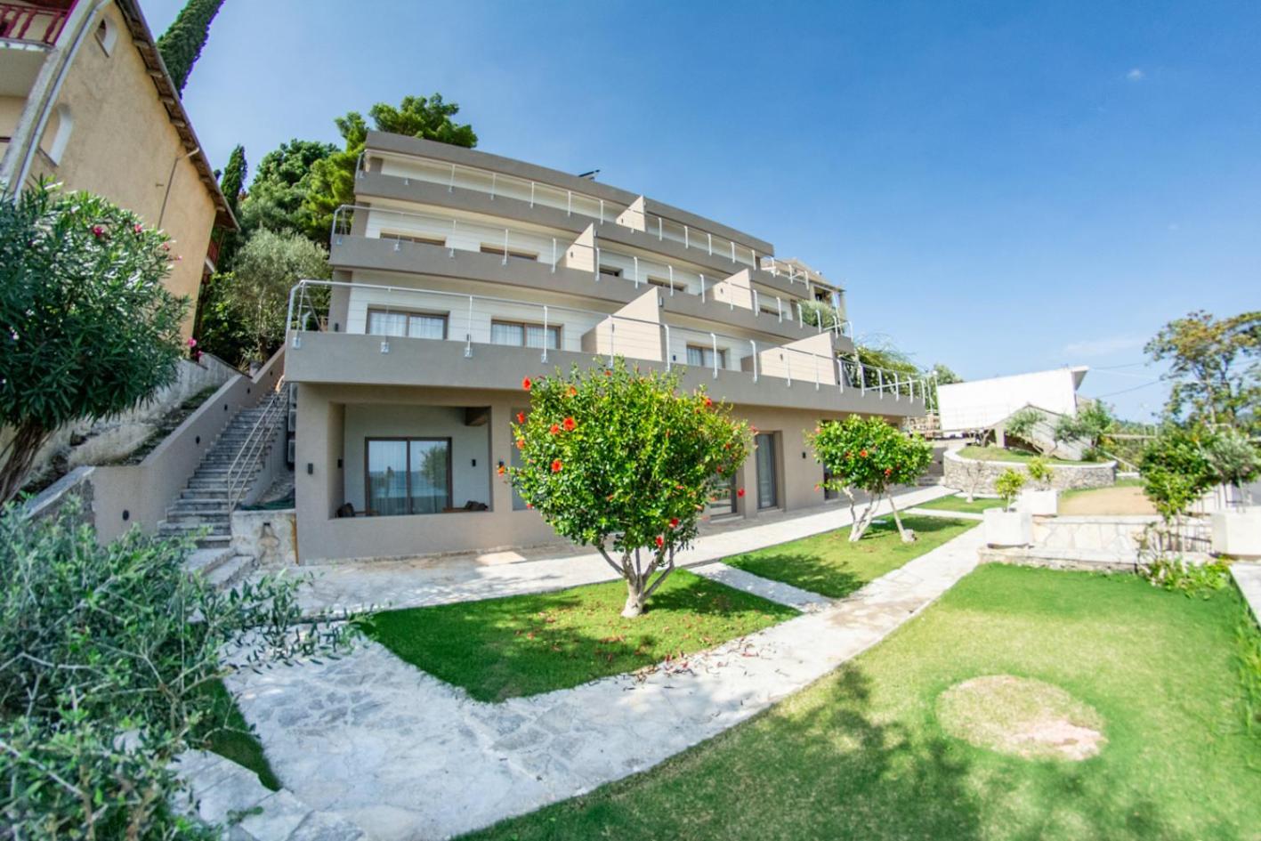 Kaiser Luxury Suites Achílleion Exteriér fotografie